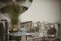 Um restaurante ou outro lugar para comer em H&ocirc;tel La Plage 5 &eacute;toiles La Grande Motte