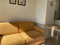 Posedenie v ubytovaní T1 Mezzanine Climatisé avec Parking et Wifi à Balaruc-les-Bains - FR-1-553-215