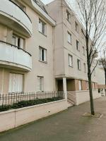 Budynek, w którym mieści się apartament