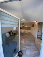 Kuchyňa alebo kuchynka v ubytovaní Apartment Modrić Zadar