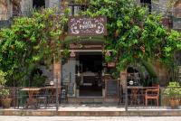 Το κτήριο όπου στεγάζεται  το hostel