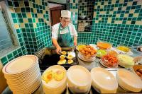 Jídlo v rezortu nebo okolí