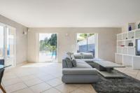 Posedenie v ubytovaní Spacieuse Villa Niçoise au calme avec piscine