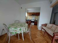 Kuchyňa alebo kuchynka v ubytovaní Apartment in Njivice/Insel Krk 33552