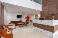 Swiss Continental Hôtelにあるテレビまたはエンターテインメントセンター