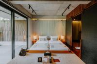 The Komu Canggu Baliにあるベッド