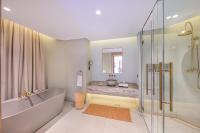 Al Badayer Retreat by Sharjah Collectionにあるバスルーム