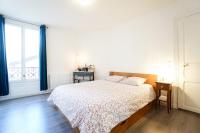 Katil atau katil-katil dalam bilik di Lovely 42 m near Canal de l&#39;Ourcq