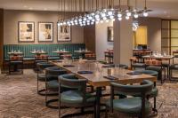 Restaurace v ubytování DoubleTree by Hilton San Francisco Airport