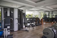 Das Fitnesscenter und/oder die Fitnesseinrichtungen in der Unterkunft The Nai Harn