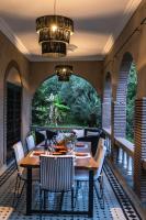 Predel za sedenje v nastanitvi Just V hotel & Spa