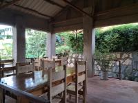 Svalir eða verönd á Harod Suites