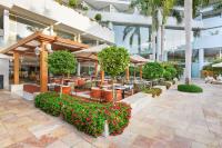 Ein Restaurant oder anderes Speiselokal in der Unterkunft Royal Beach Eilat by Isrotel Exclusive 