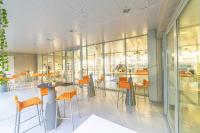 Montempô Apparthôtel Toulouse Balmaにあるレストランまたは飲食店
