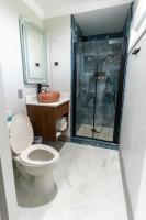 Hotel Avantiにあるバスルーム