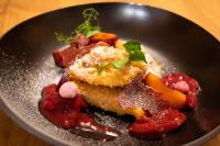 Jídlo v hotelu nebo okolí