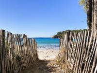 Plán poschodí v ubytovaní MAZET LOU pour 4 personnes avec piscine commune et tennis à La Londe-Les-Maures