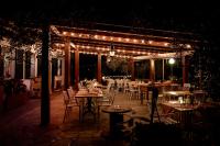 En restaurant eller et andet spisested på AGRI SUITE View - La Bilaia