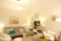 A television and/or entertainment centre at Moderno y Centrico Apartamento 1 dormitorio