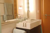 A bathroom at Moderno y Centrico Apartamento 1 dormitorio