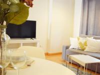 Televízia a/alebo spoločenská miestnosť v ubytovaní Coqueto Apartamento Cerca del Centro Histórico