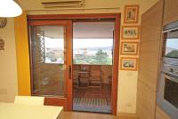 A seating area at Comodo appartamento Casa Razzoli