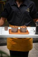 Hrana v oz. blizu hotela