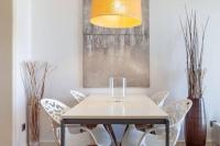 Půdorys ubytování Wonderful 2-bd apart with balcony Plaza Cataluña