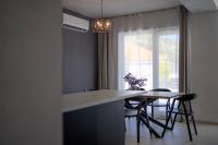 Plán poschodí v ubytovaní Exclusive Seafront Suite with jacuzzi