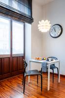 Jedlo v apartmánovom hoteli alebo blízkom okolí