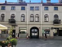 Budova, v ktorej sa apartmánový hotel nachádza