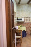 A kitchen or kitchenette at Casa rural La Aldea