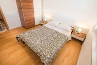 Posteľ alebo postele v izbe v ubytovaní Apartment in Kakma/Biograd Riviera 40380