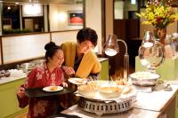 Oaspeți care stau la Tenseien