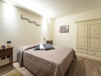 Posteľ alebo postele v izbe v ubytovaní Holiday Home La Smarrita Dei Carradori by Interhome