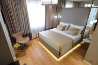 Luxury Rooms Fortunaにあるベッド