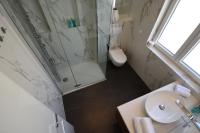 Luxury Rooms Fortunaにあるバスルーム