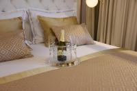 Luxury Rooms Fortunaにあるベッド