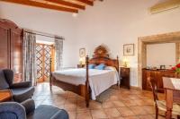 A bed or beds in a room at Can Tem Turismo de Interior