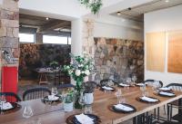 Restaurace v ubytování Debed Life CoLiving and Retreat