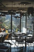 Restaurace v ubytování Debed Life CoLiving and Retreat