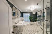 Půdorys ubytování Luxury Georgian Villa 8 Bedrooms Dog Friendly