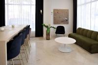 Hotel Dello Ft Lauderdale Airport, Tapestry Collection by Hiltonにあるシーティングエリア