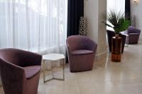 Hotel Dello Ft Lauderdale Airport, Tapestry Collection by Hiltonにあるシーティングエリア
