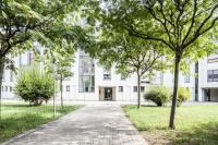 The building in which a vendégházakat is located