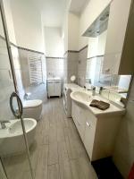 Kúpeľňa v ubytovaní Lucens Domus Appartamento Roma quartiere Trieste - vicino Metro b1 -