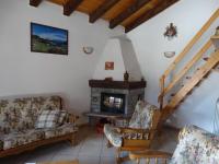 A seating area at Casevacanza Val d'Ayas