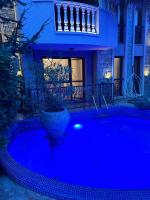 Bazén v ubytování Studio CASCADAS FAMILY RESORT nebo v jeho okolí