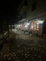 Το κτήριο όπου στεγάζεται  το ξενοδοχείο