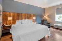 Extended Stay America Premier Suites - Tampa - Fairgrounds - Casinoにあるベッド